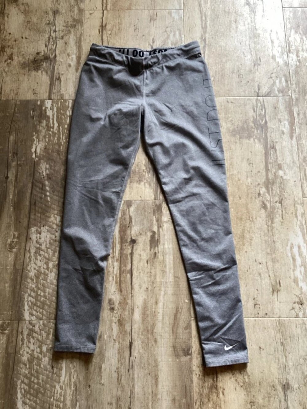 NIKE Pro Combat Gray Leggings Activewear Women’s Medium